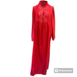 Vintage Lily of France Nightgown - Size M